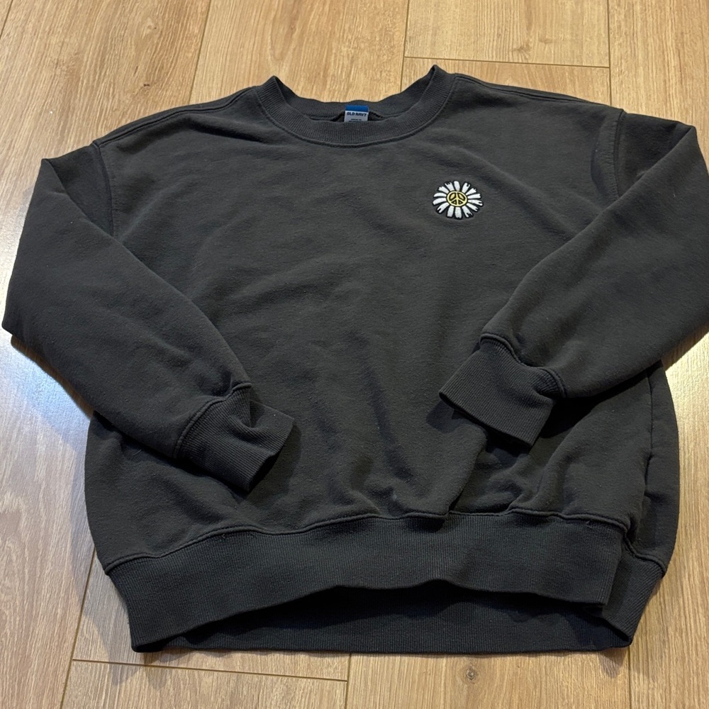 💙 Black Crewneck Sweater 💙